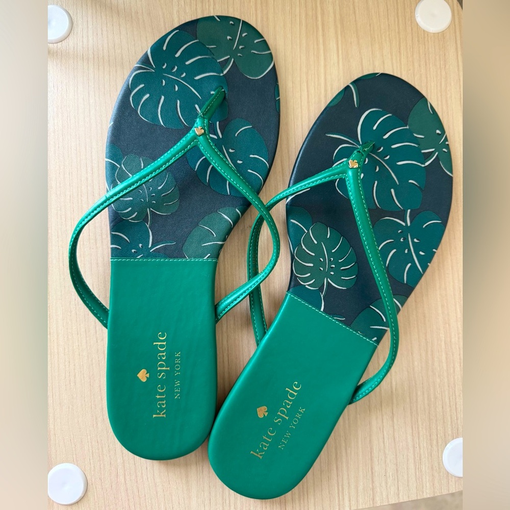 Kate Spade Green Sandals with Glossy Finish